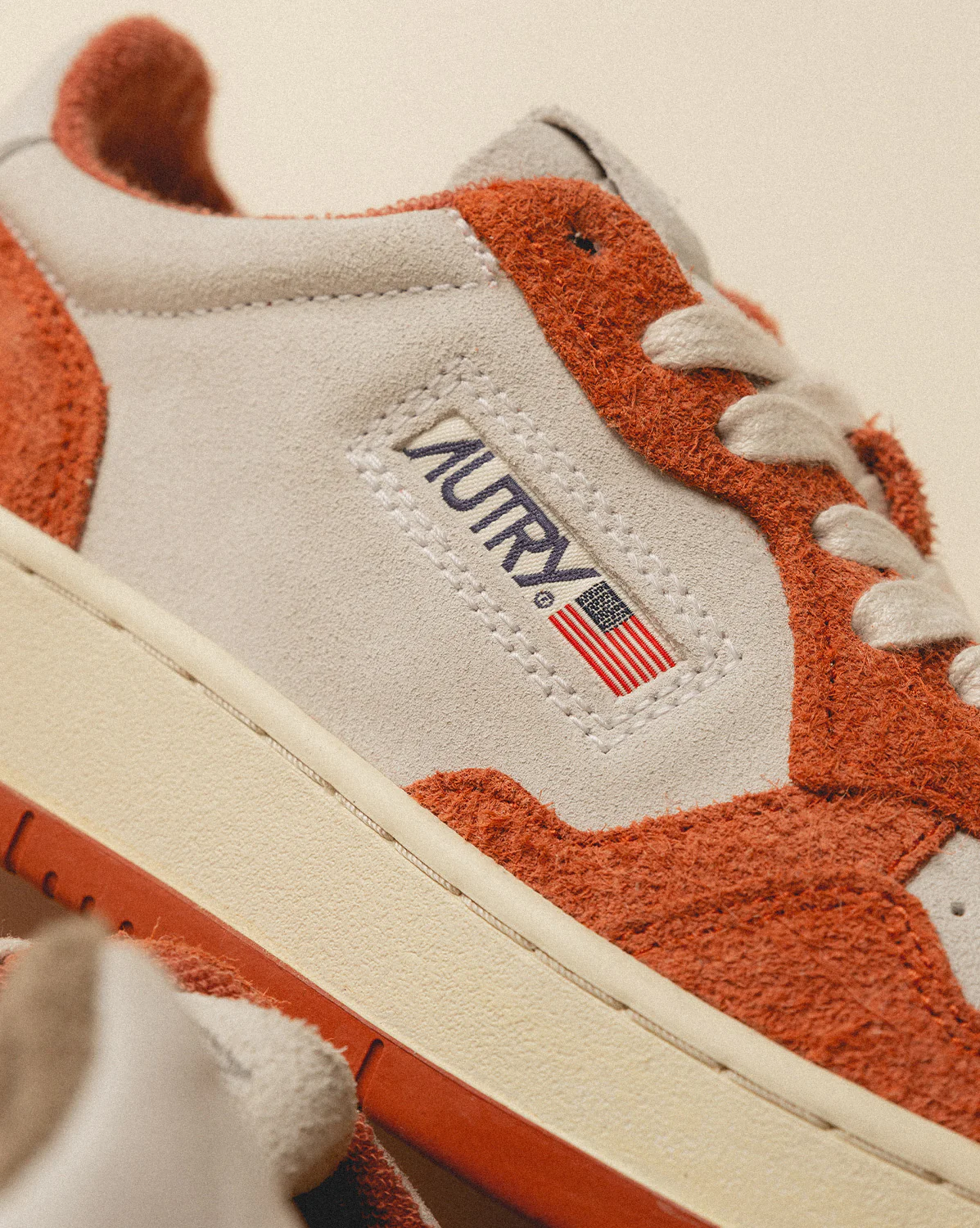 Autry Medalist W *Suede / Long Suede* - Image 4