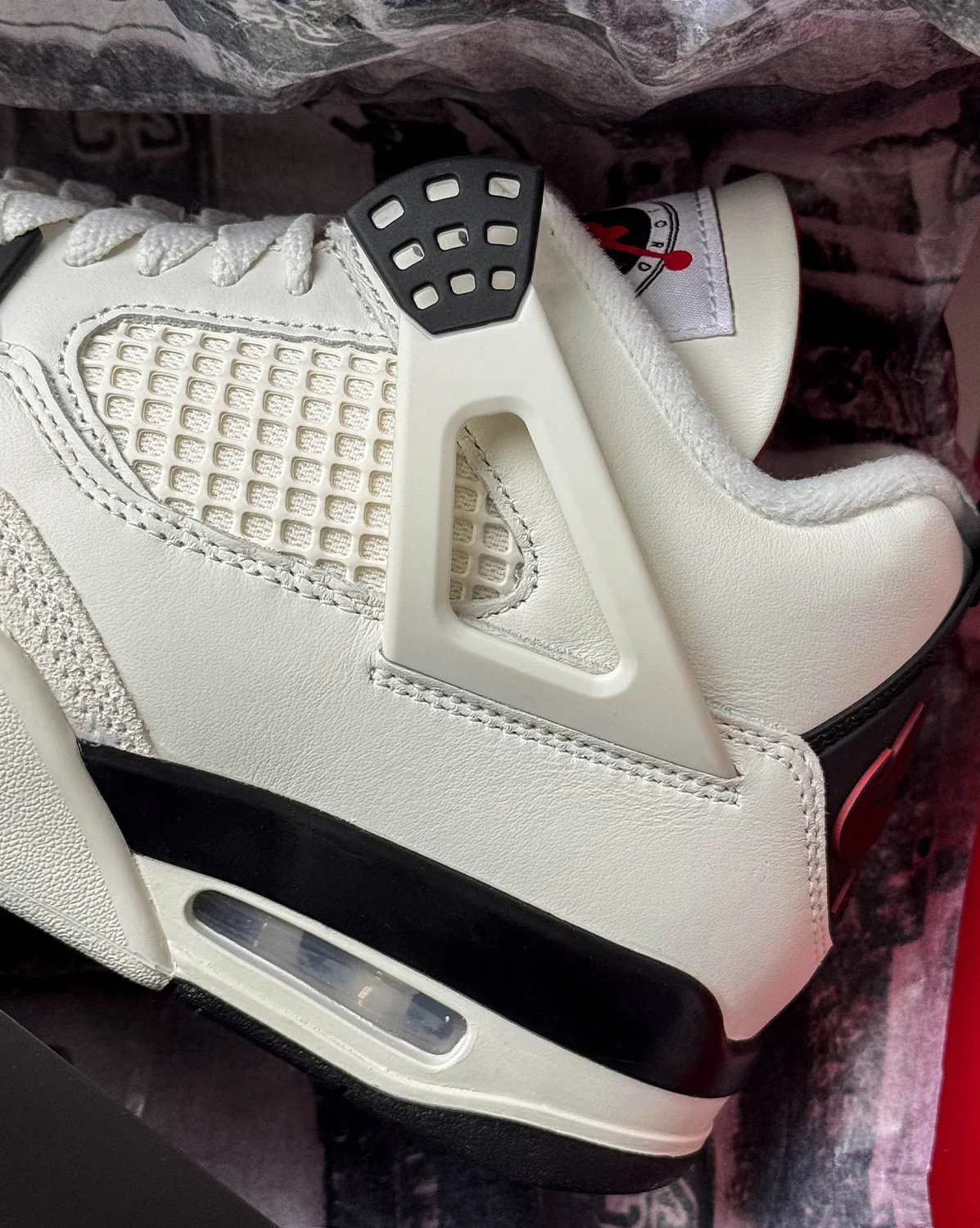 Nike Air Jordan 4 OG *Flight Club* - Image 4